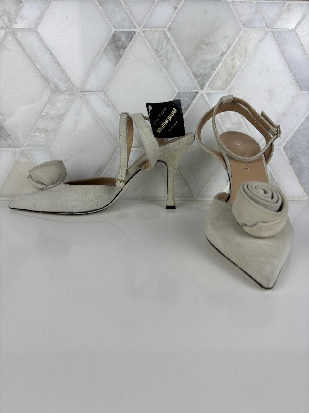 8.5 Ron White Grace Suede Pointed Toe Ankle Strap Stiletto Heel Pump Flower Rose